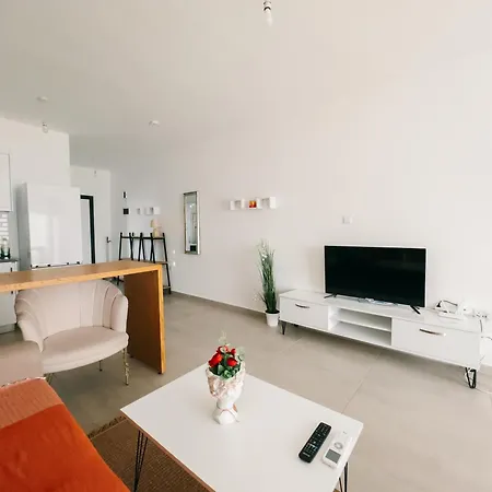 Luscious In Iskele, Long Beach, Caesar Apartmán